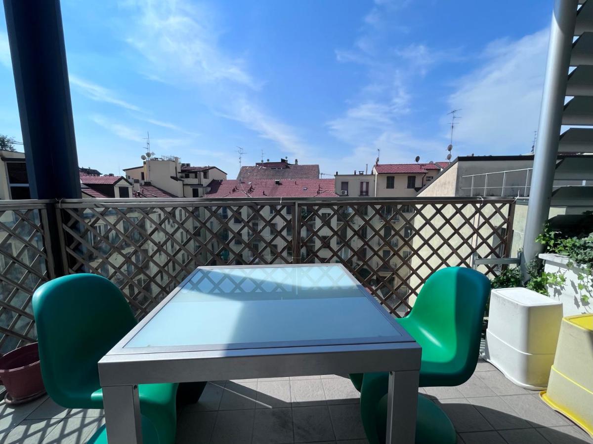 Villa Fenix Milano Екстериор снимка