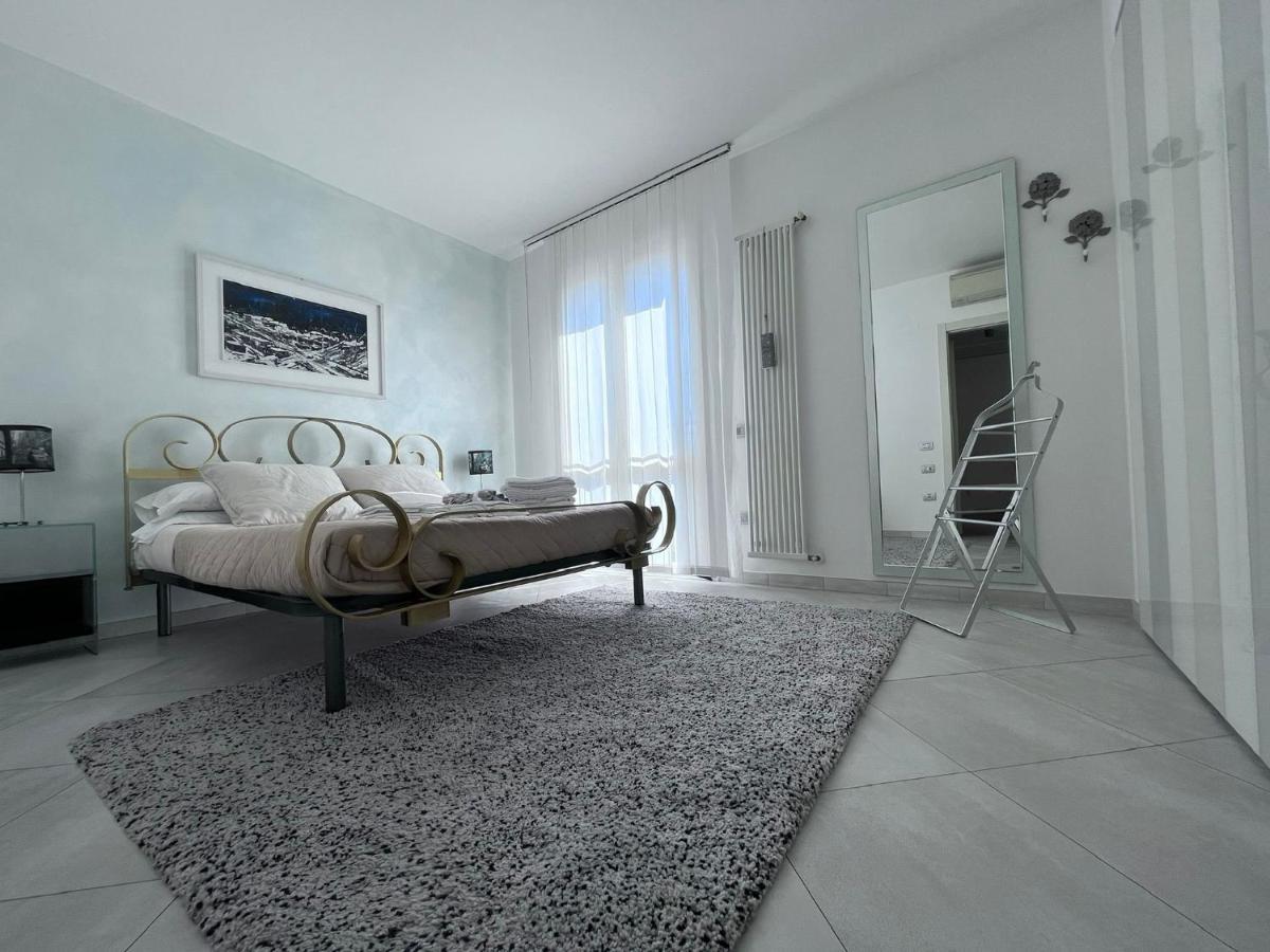 Villa Fenix Milano Екстериор снимка